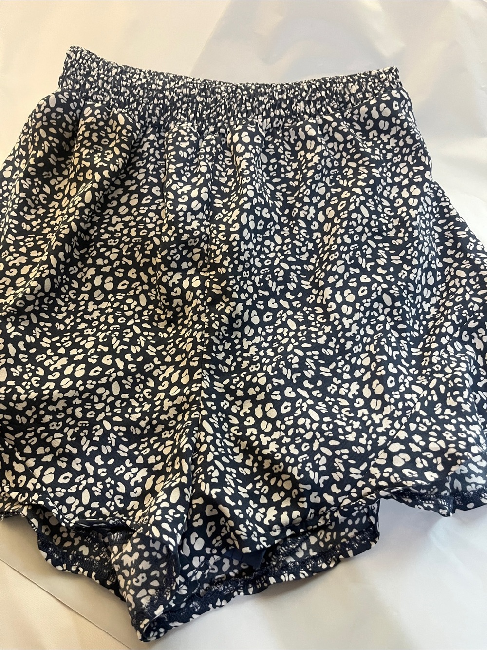 She + Sky Navy and White Printed Smocked Romper - Picture 8 of 9